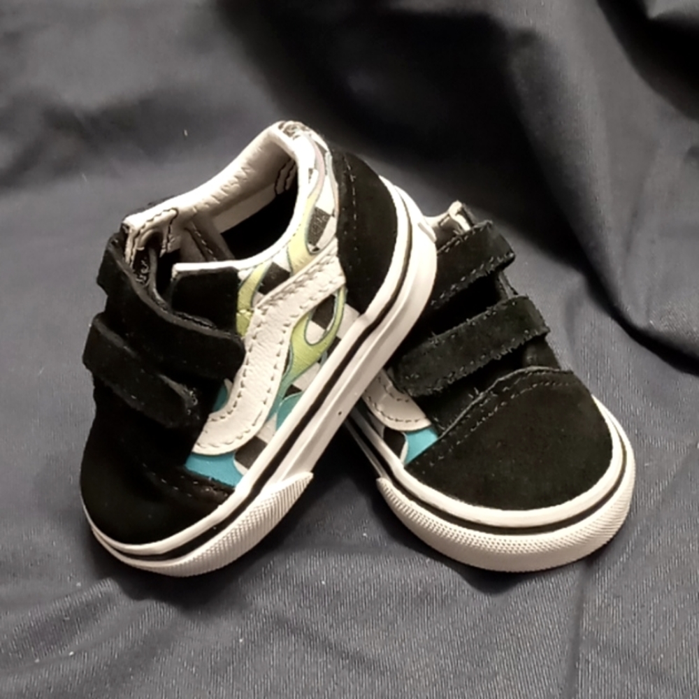 Old skool toddler Vans